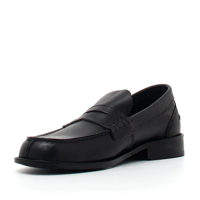 BEARY LOAFER