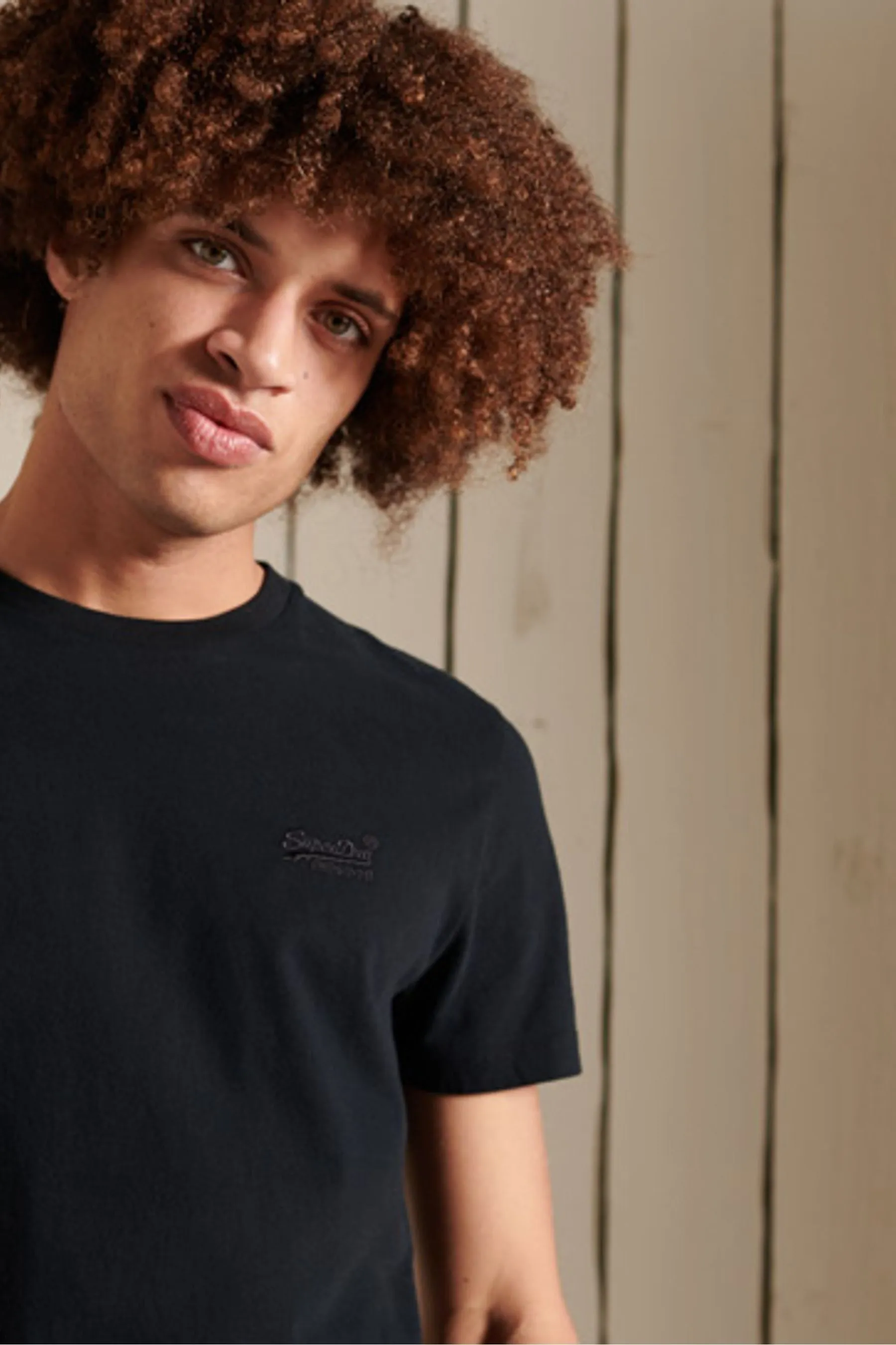 Superdry - T-shirt vintage in cotone ricamata